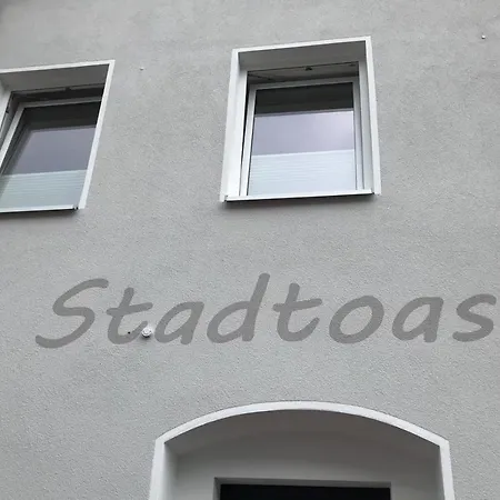 Stadtoase: Spacious With Balcony For Contractors *