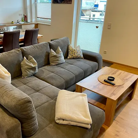 Stadtoase: Spacious With Balcony For Contractors *