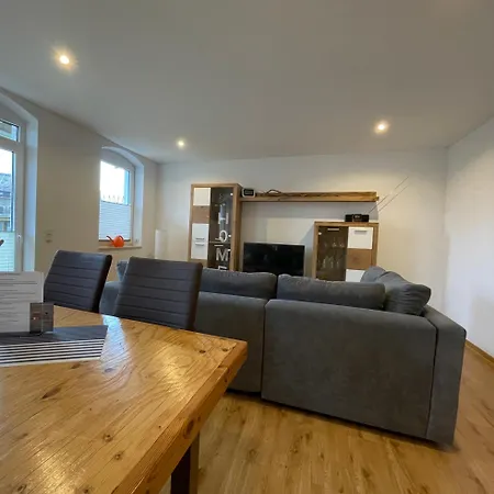 Apartmán Stadtoase Moderne Mit Balkon, Komfort Und Ruhe, Fuer Monteure Geeignet, Free Wifi