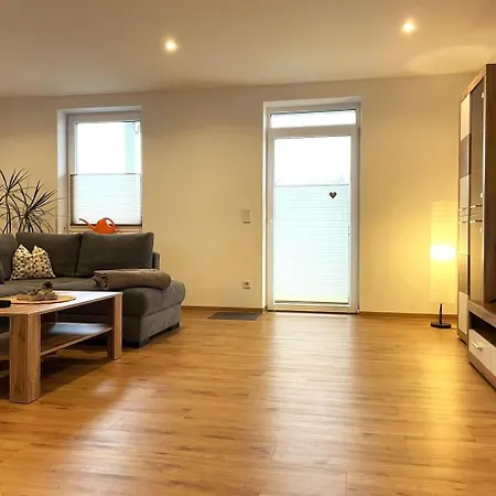 Apartment Stadtoase: Spacious With Balcony For Contractors Frankenberg