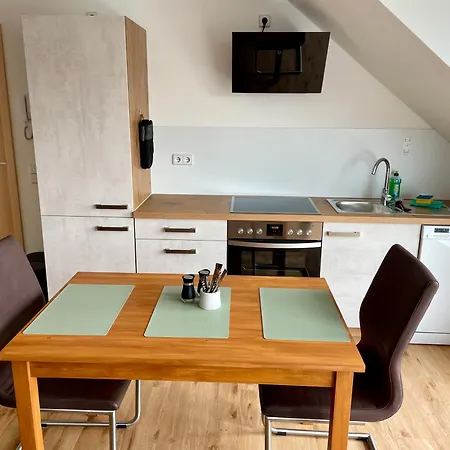 Stadtoase: Spacious With Balcony For Contractors Apartment Frankenberg